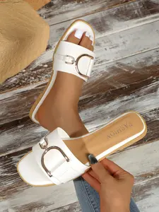 New Flat Sole Slippers, Ultra-Wide Strap with Metal D-Hole Design, Breathable Hollow Out Shoe Face, Soft Bottom for Long Walks, Casual Breathable Slides, Breathable Summer Footwear