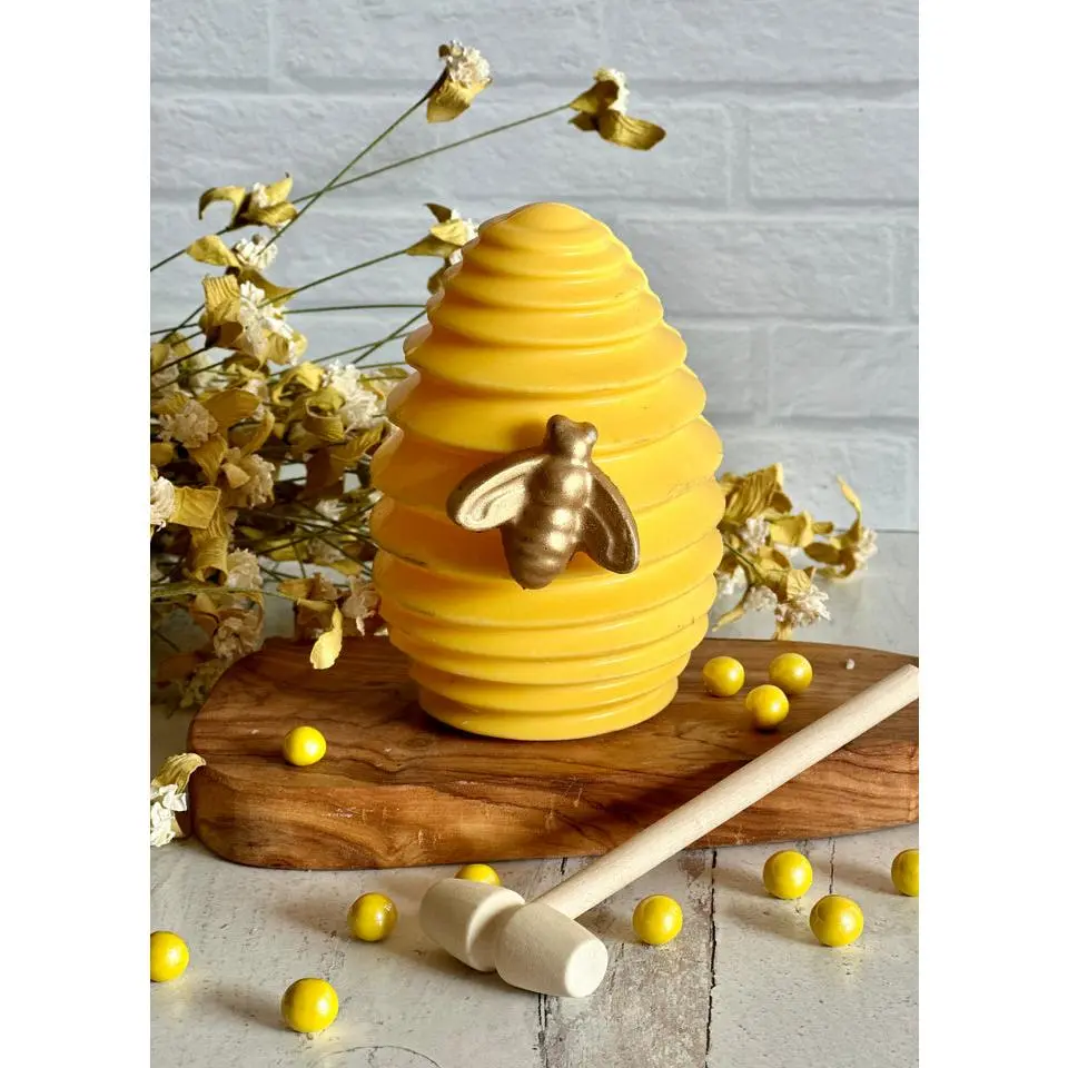 Bridgerton Inspired Breakable Bee Hive Chocolate