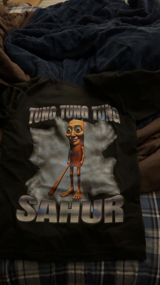 Item: V117155-Black, Small