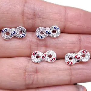 Arete con Zirconia Ojito Turco Elegantes y Brillantes para Mujeres