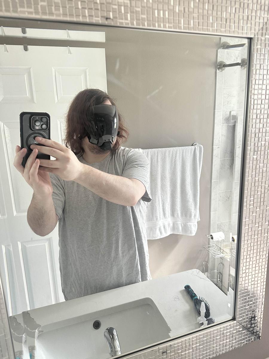 Item: Black, one-size