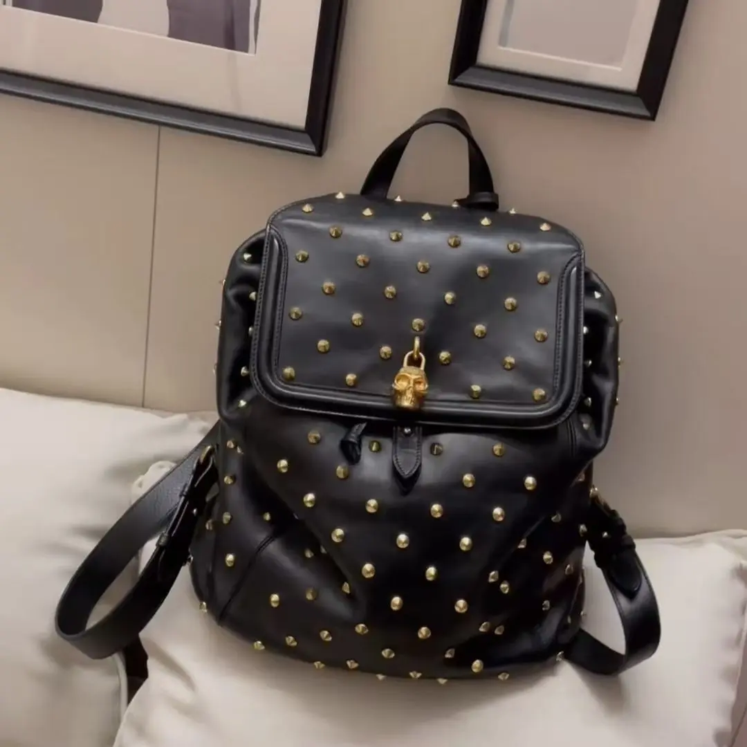 Pre-owned COWHIDE LEATHER Backpack Alexander McQueen/Backpack/LYB1731908