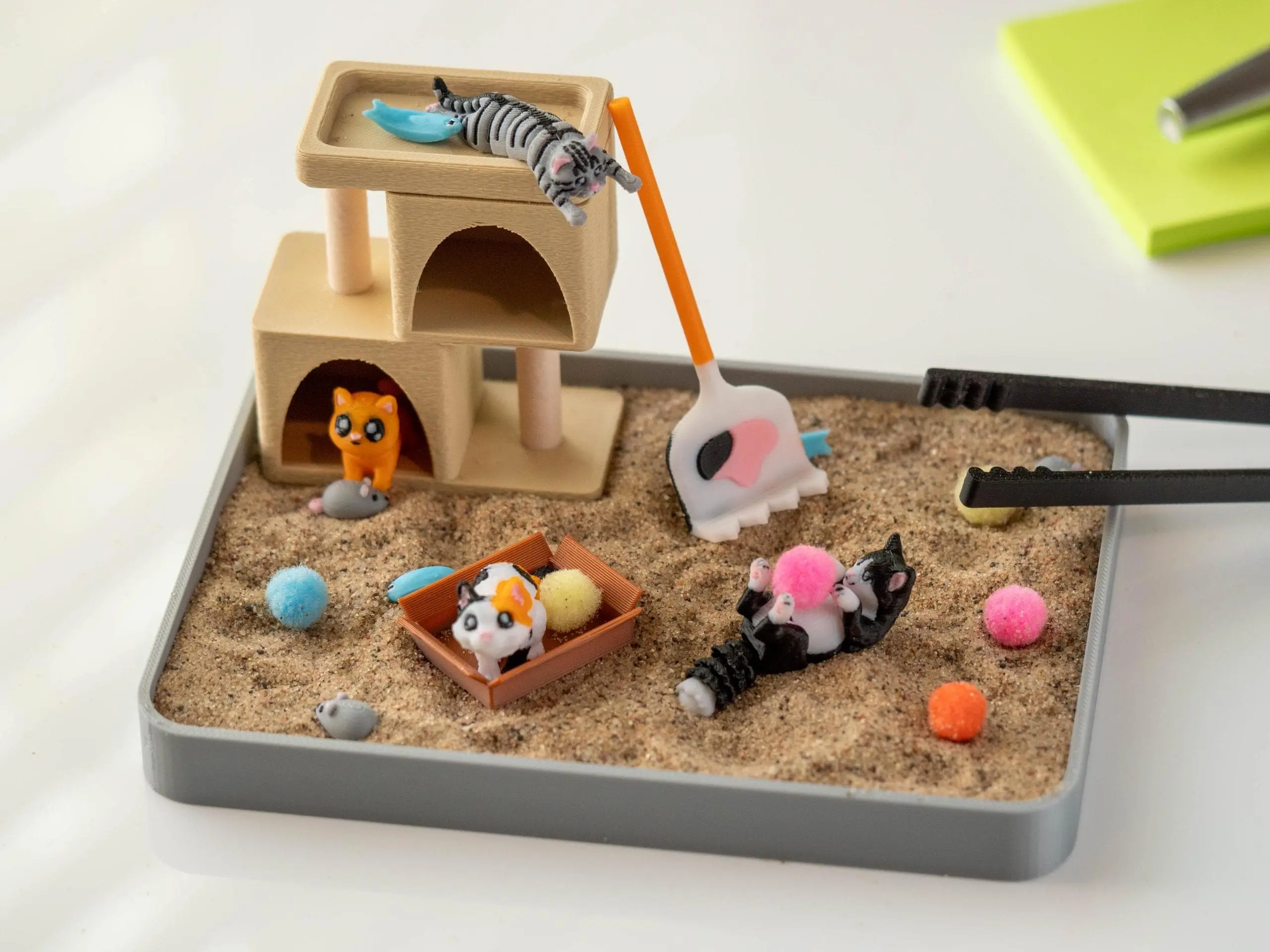 Cat Desk Zen Garden - Cute Cubicle Decor - Coworker Secret Santa Gift - Cat Lovers Gift - Adult Fidget Sandbox Toy - Birthday Work Gift