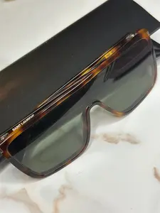 Pre-owned Saint Laurent tortoise sunglasses