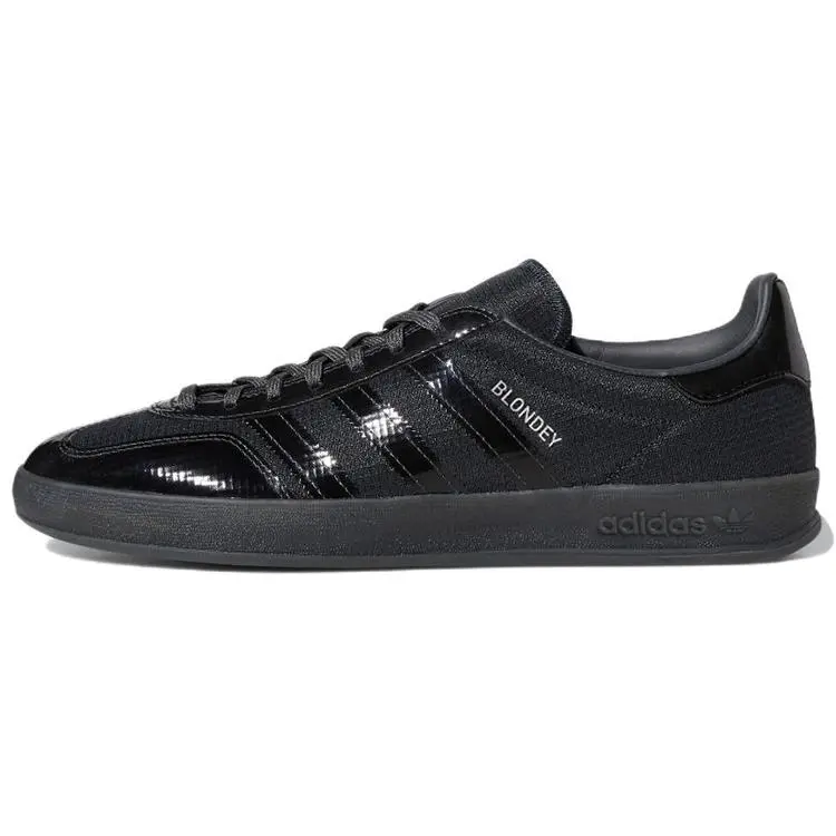 adidas originals Blondey McCoy X Gazelle Grey Carbon