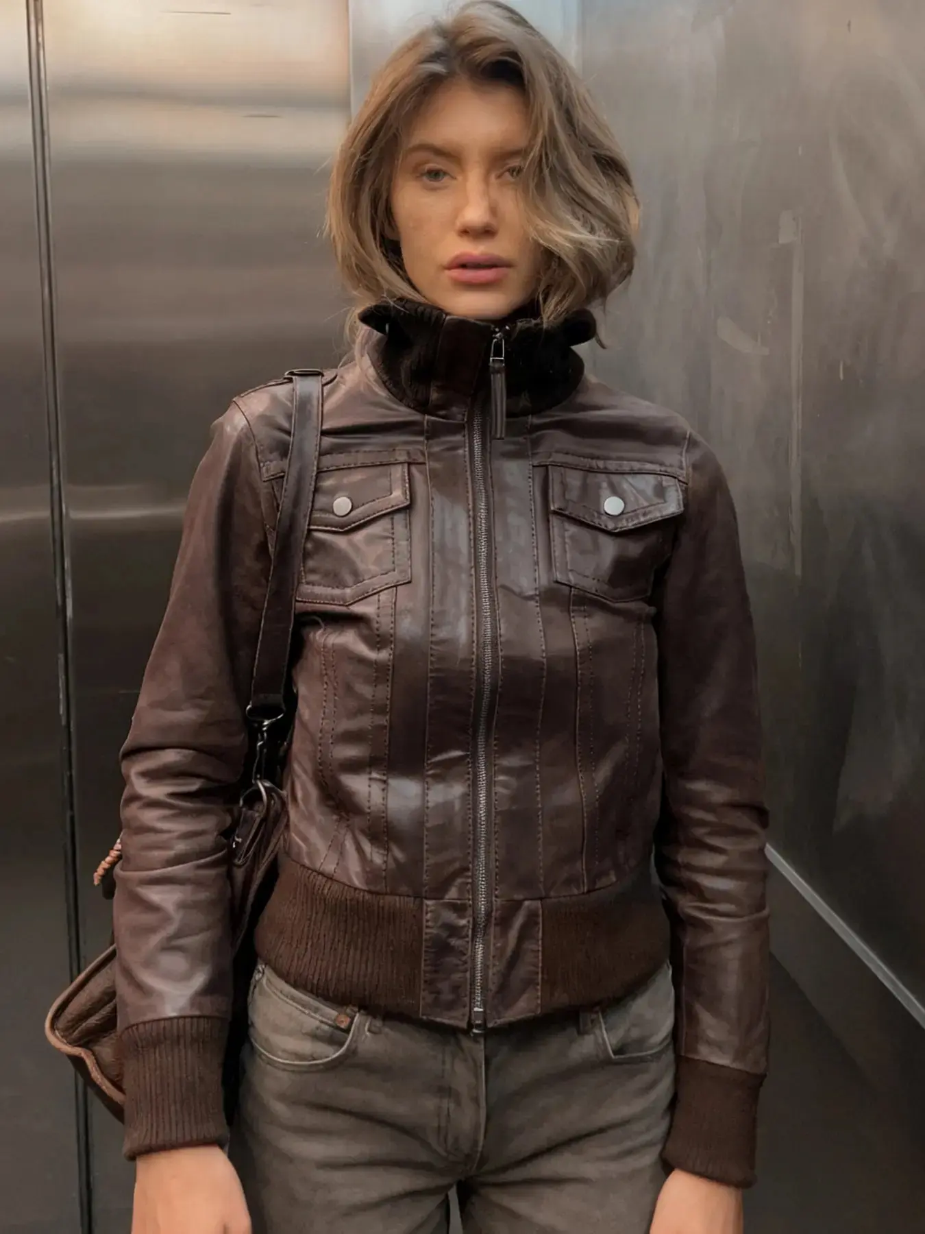 Women's High Neck Turtleneck Zipper Leather Jacket, Long Sleeve Loose Fit Coat, Basic Fall & Winter Casual Street Style Motorcycle Windbreaker Outerwear Casual Fashionable Outerwear