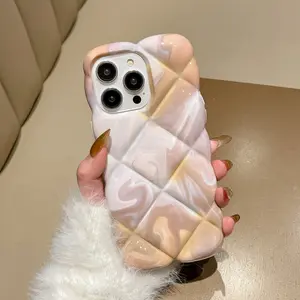 A Lovely Cream-Colored Diamond-Shaped Phone Case, Compatible with Iphone 16, 15, 14, 13, 12, 11 Pro Max And 16 Plus, Featuring a 3D Geometric Design And Shock-Resistant Soft Shell.