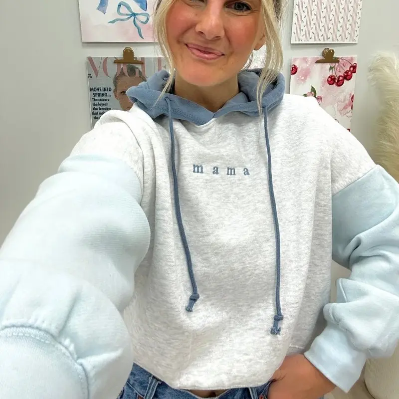 Embroidered 'Mama' Colorblock Cropped Hoodie