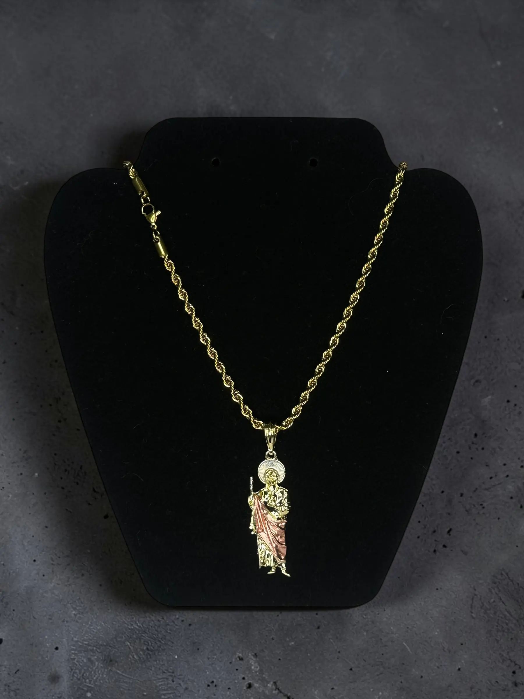 San Judas Chain and Pendant Set 24 Inch 4mm Gold Plated Chain with 2 Inch Gold and rose gold Plated Pendant for Men