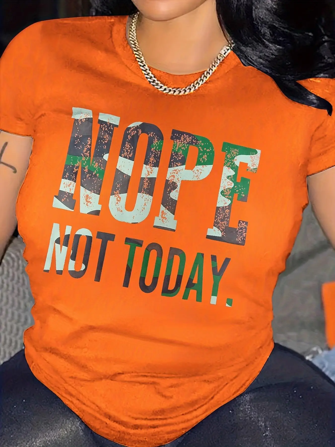 Women's Letter & Camo Print Round Neck Tee, Trendy Casual Graphic Short Sleeve T-Shirt for Daily Wear, Ladies Summer Outfit, Tops