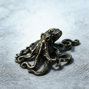 Lucky Elephant Brass Figurine Mini Snail Tea Pet Statue Creative Desktop Octopus Ornament Sculpture for Home Office Tea Table Decor