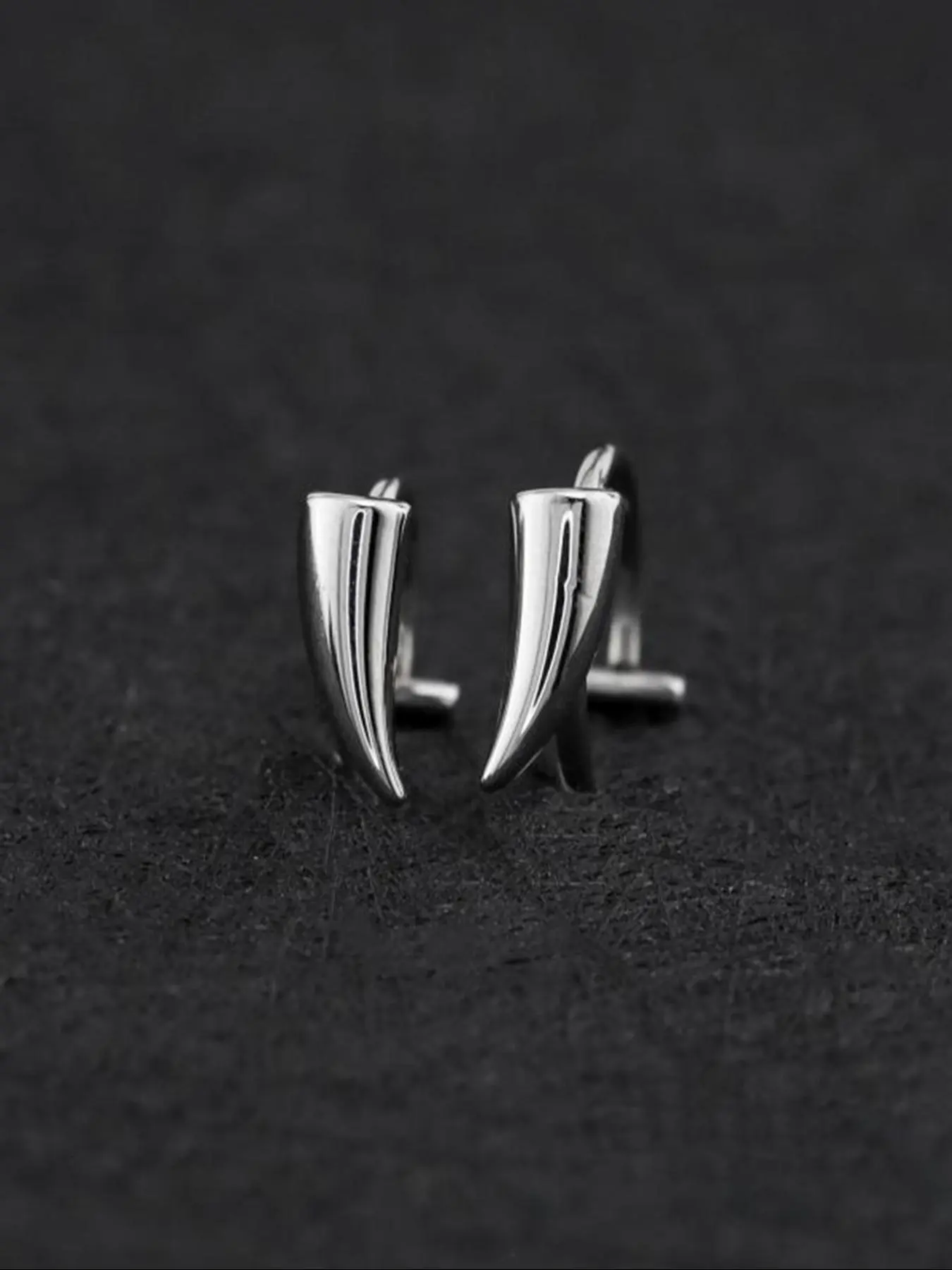Punk Style Fangs Design Lip Studs, Stainless Steel Lip Rings, Lip Piercing Ring, Fashionable Body Jewelry for Men & Women, Trendy All-match & Exquisite Jewelry for Birthday Gift, Vertical Labret Jewelry