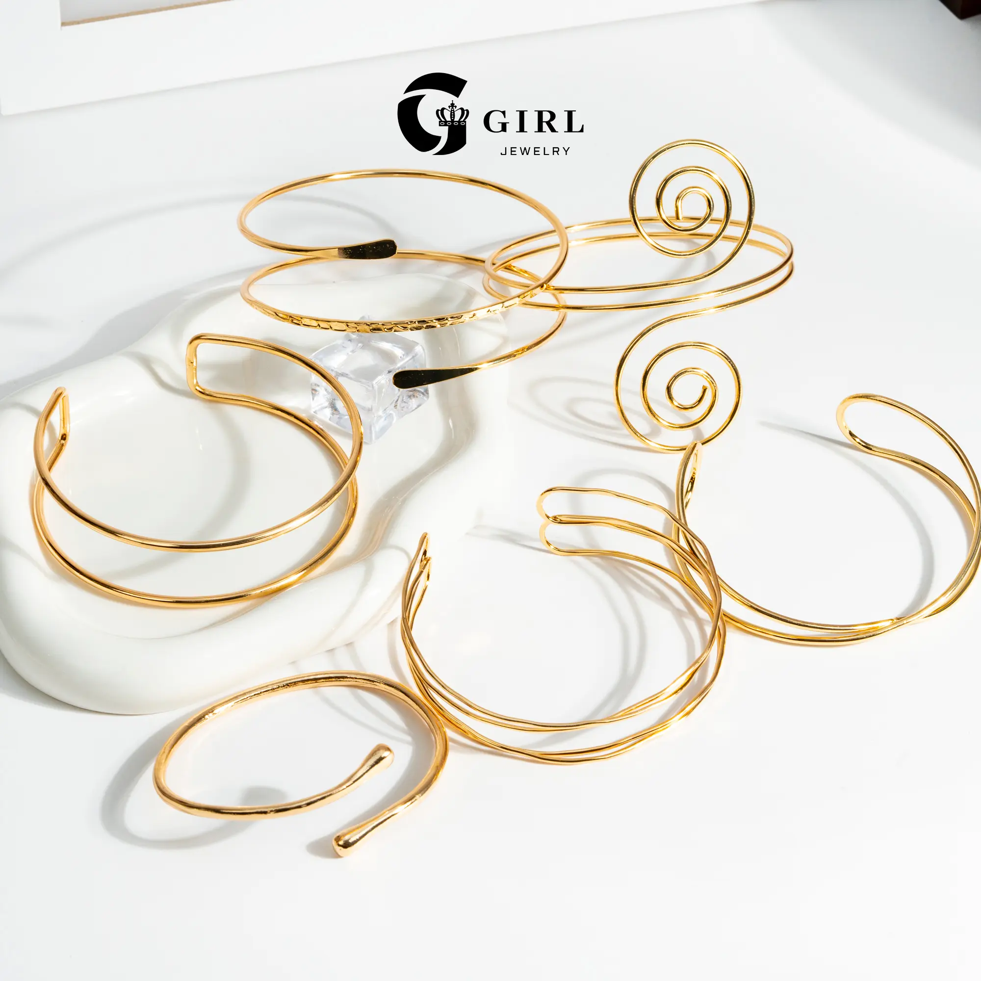 GGIRL Trendy Spiral-Twist Adjustable Open-End Bracelet | Eye-Catching Stackable Bracelet | Available In Two Colors | Unisex Design | A Versatile Accessory That Complements Any Style | The Ultimate Stackable Accessory To Effortlessly Elevate Your Look
