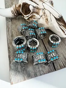 Western Envy Initial Stretch Ring