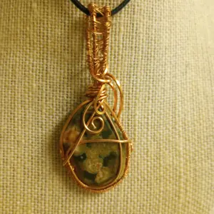 Ocean jasper pendant in copper wire
