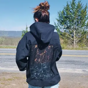Backless Lace Hoodie - Stylish and Comfortable Design for Everyday Wear