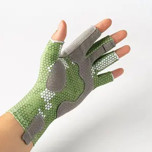 UPF50+ Fishing Gloves for Men and Women, Anti-UV Sun Protection Half Finger Outdoor Sports Gloves, Non-Slip Silicone Fishing Handwear