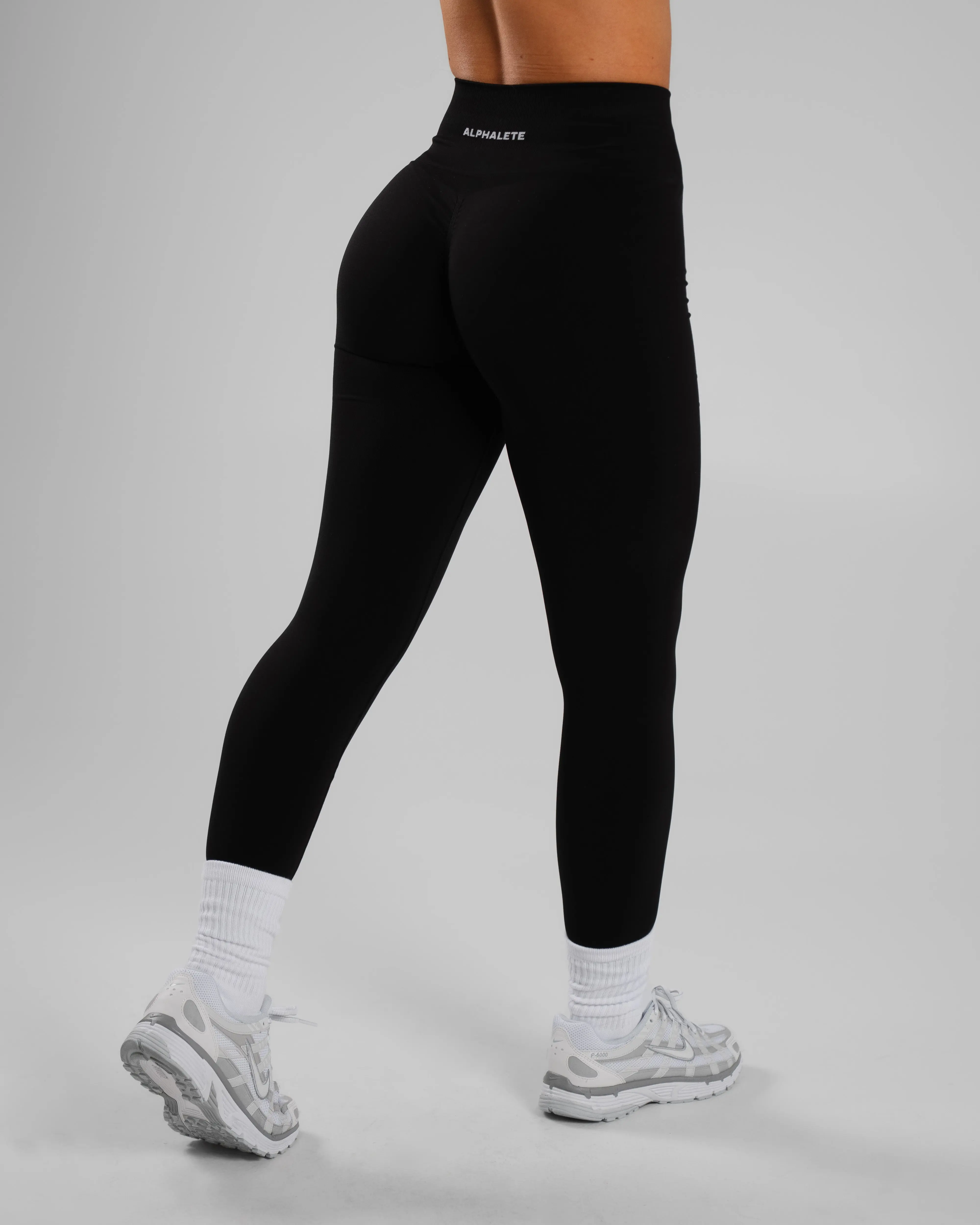 Amplify Ultra-High Rise Legging - Black