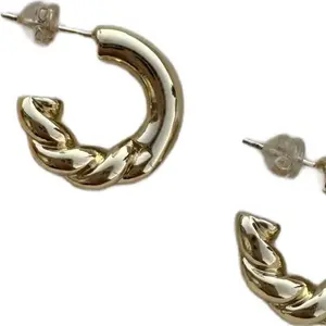 Shelly Hoops Shelly Hoops