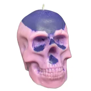Large Skull Candle - Simple Product Title Based on Given Information