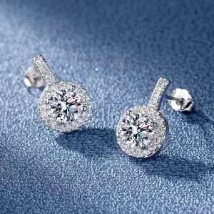 4-Prong Solitaire Stud Earrings, Fashionable Costume Jewelry Accessories