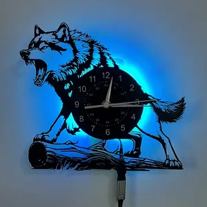 Ddzio Wolf Theme LED Wall Clock, Modern Simple and Decor, Battery Powered, Ideal for Living Room, Bedroom, Kitchen, Office