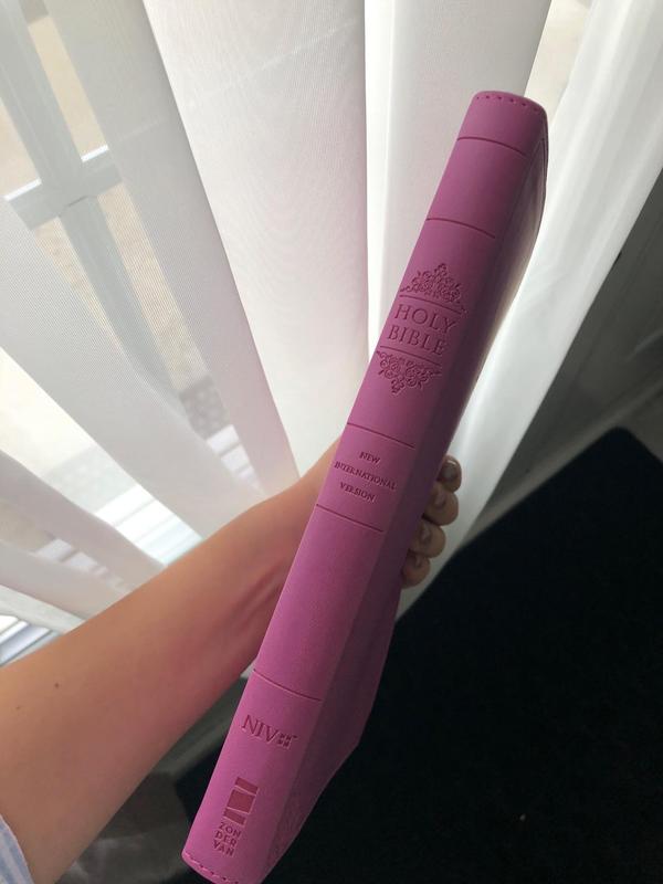 NIV Thinline Bible – Large Print, Pink Leathersoft, Comfort Print (Value Edition) Imitation Leather