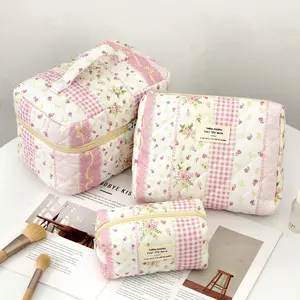 Floral Pattern Makeup Bag Set, 3 Counts/set Large Capacity Travel Cosmetic Storage Bag with Zipper, Portable Makeup Organizer Pouch for Indoor & Outdoor, Travel Cosmetic Bags