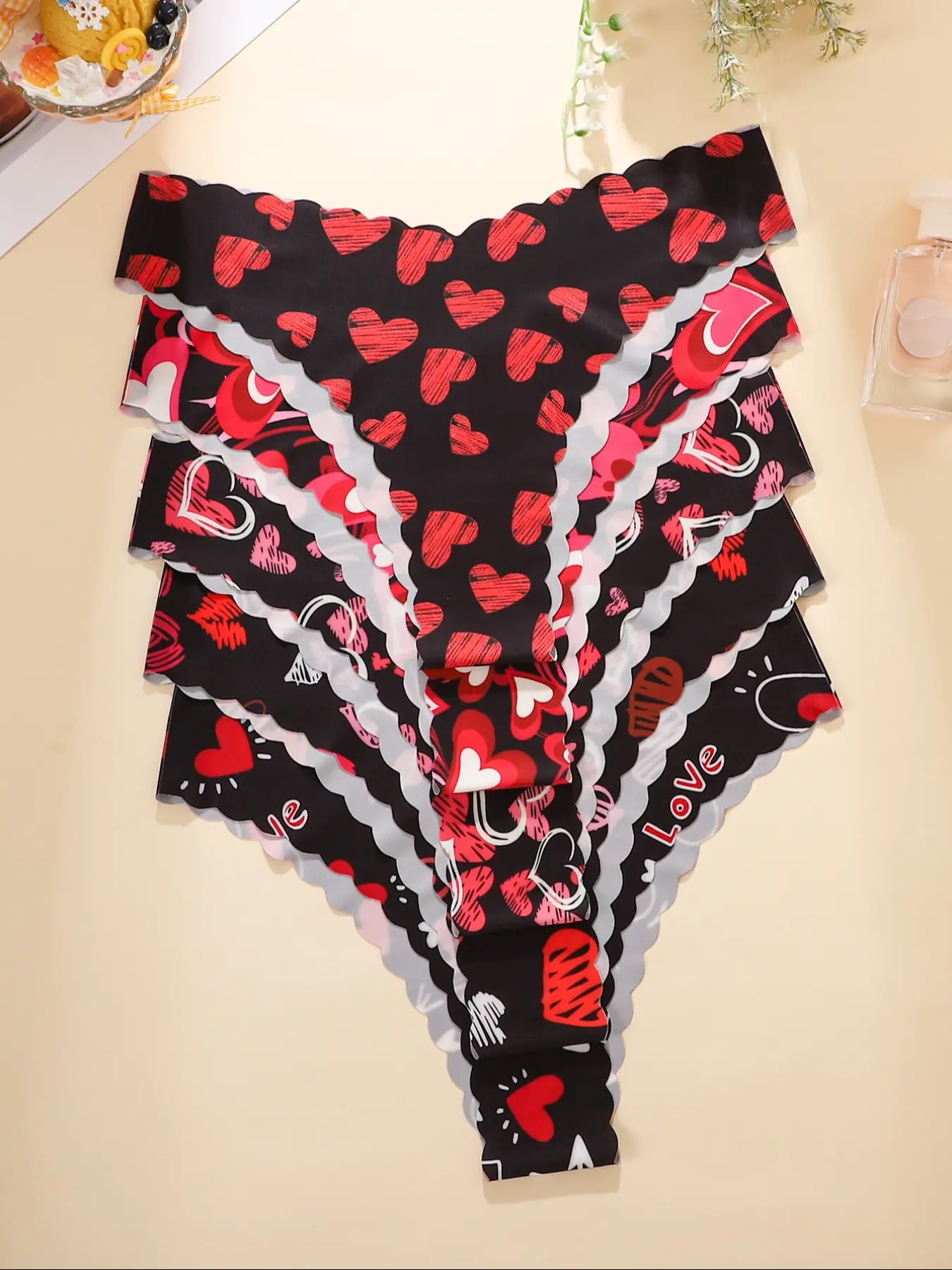 Women's Leopard Print Heart Triangle Pants Set, Breathable Stretch Panties, Underwear, Comfortable Fit Smooth Seamless Sweat-Free Soft, V-Shape Waistband, Wave Hem, Casual Dance Yoga Wear, Soft Comfy Underwear