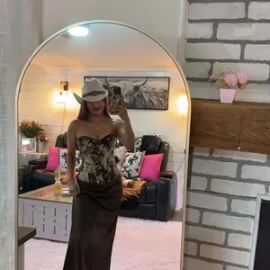 Elegant High-Waisted Mermaid Long Skirt with a Silky Draped Effect, Slimming Solid-Color Fashion Skirt with Glossy Design