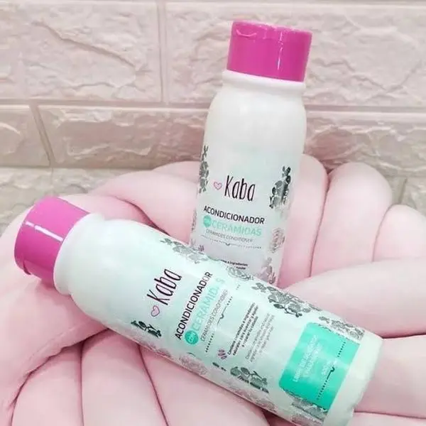 Ceramide Hair Conditioner for Damaged, Dehydrated Hair - Moisturizing, Smoothing, and Nourishing Liquid Formula for Frizz Control, Moisturizer, Every Day Conditioner, Haircare Product, Gentle Haircare