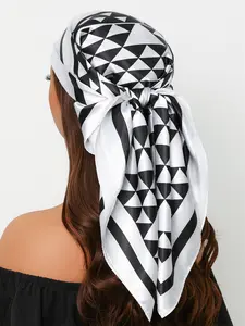 New Travel Shawl Fashionable 90x90cm Square Scarf for Women, Outdoor Headscarf All Seasons, Luxurious Printed Silk Scarf 35.4 Inches