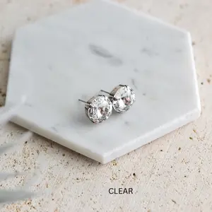 JANNA POST EARRING