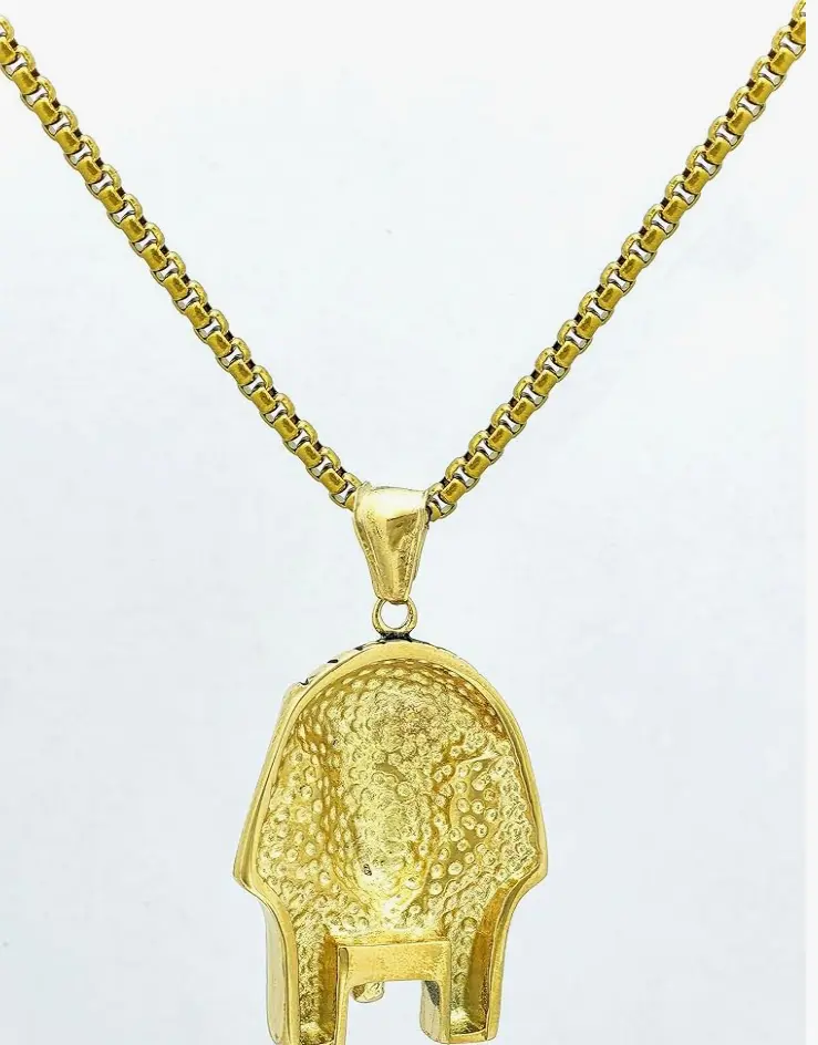 Pendant pharaohs