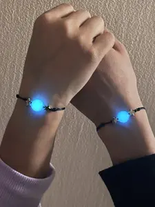 2 Piece Simple Fashion Glow-In-The-Dark Star Couple Bracelet Set, Stainless Steel Heart Design, Casual Style, Valentine's Day Gift