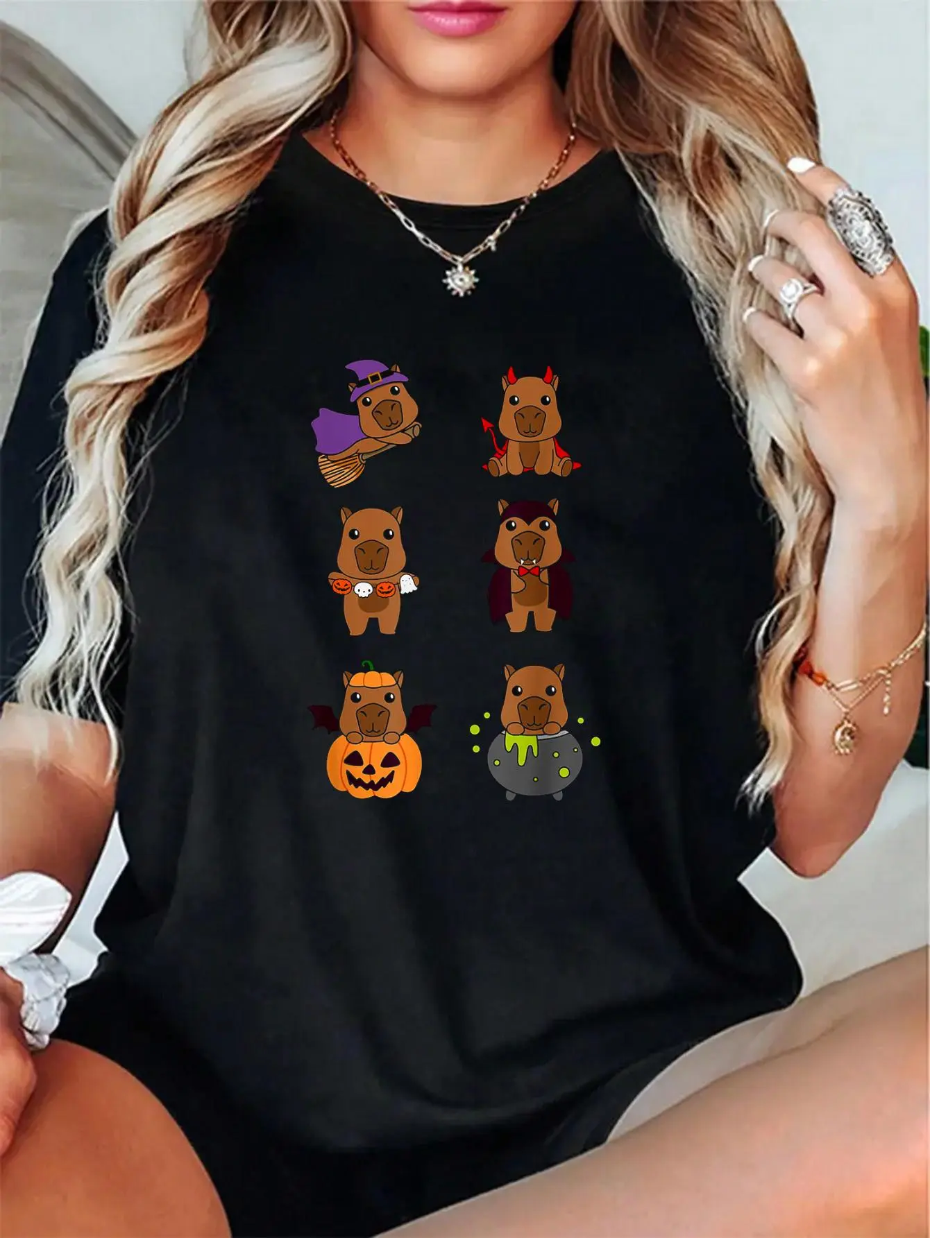 100% Cotton Unisex Capybara Halloween Costume Capybaras Halloween T-Shirt，Autumn women's short-sleeved, Thanksgiving and Halloween maple leaf pattern T-shirt