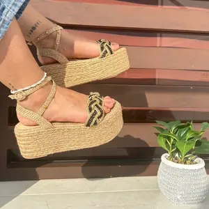 SN Plataforma Trenzitas Oscuras SN Plataforma Trenzitas Oscuras