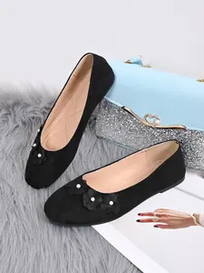 Elegant Flower Ballet Flats, Classic Round Toe Soft Sole Design, Luxurious Pearl Embellished Shoes, Romantic Women's Footwear