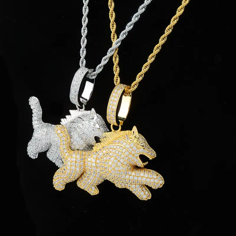Pouncing Wolf Pendant Bling Statement Charm for Hip‑Hop Streetwear Vibe
