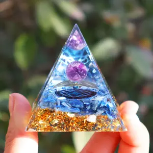 Crystal Pyramid Crystal Pebble Energy Tower Handmade Resin Pyramid Dipped Resin Home Table Decoration Unique Design Ornaments