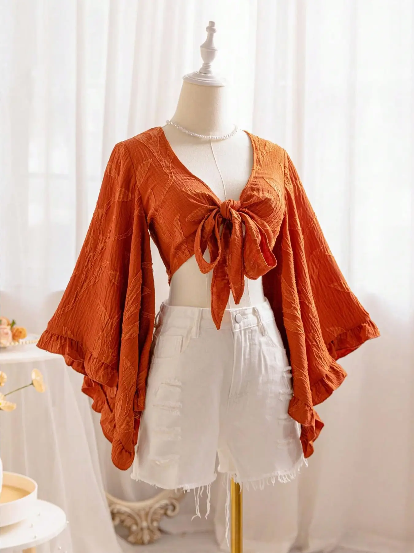 Women's Bohemian Tie-Top Top, Fit, Casual, Romantic and Sexy Design, Suitable for Various Occasions, Stylish, Chic and Trendy Fashion