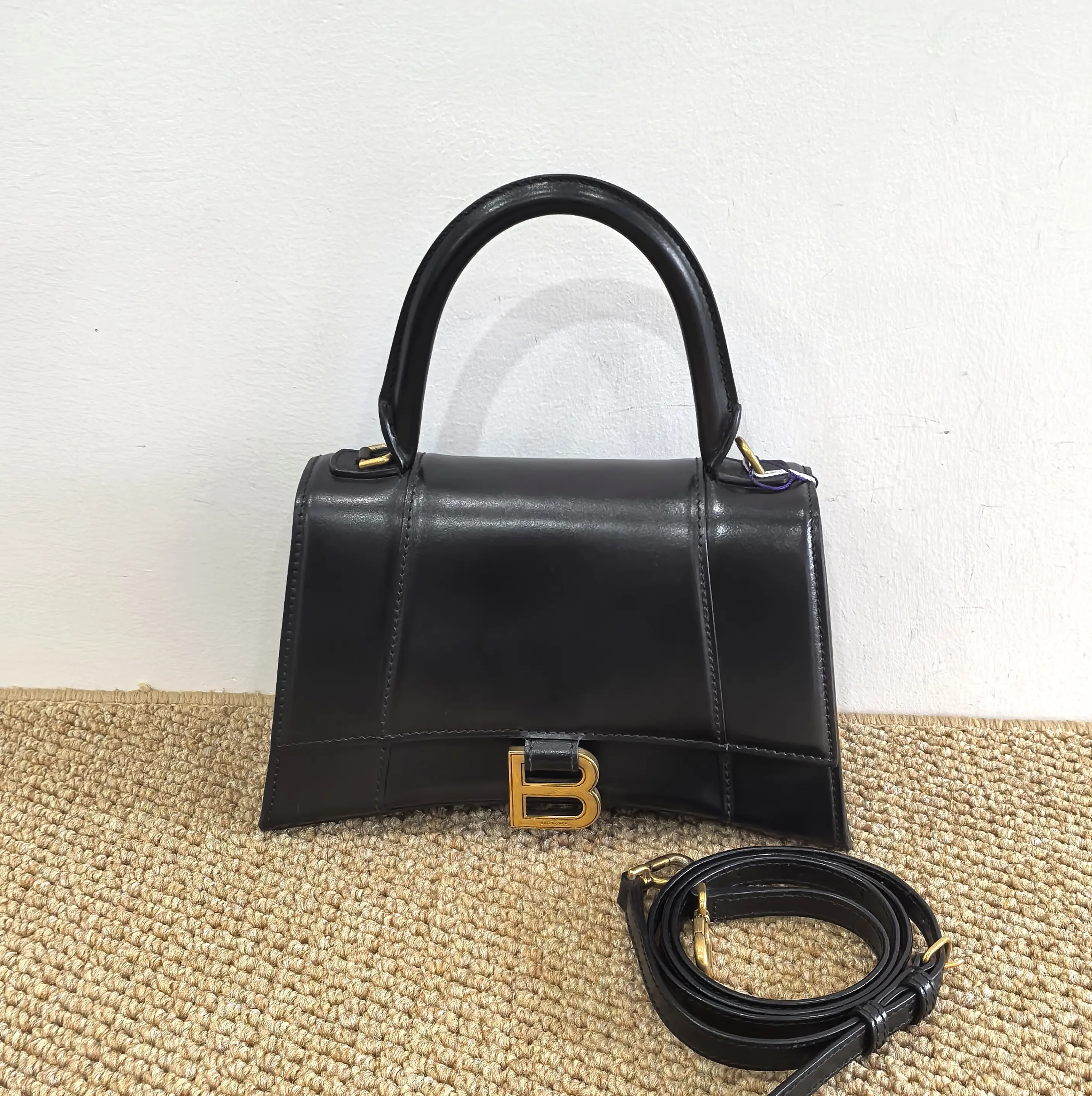 Pre-owned Balenciaga Authentic Hourglass S Curved Bag Black, Gold Sparkle B Shaped Metal Hardware, Detachable Leather Strap, Commuting Hand/Shoulder/Crossbody Bag for Formal & Casual Outfits, Fits Everyday Items