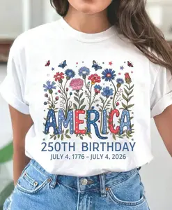 Graphic Tees USA 250th Anniversary Floral Design T-Shirt - Colorful Patterned T-Shirt Featuring Blue, Red, And White Lettering, Paired With Butterflies And Flowers - Comfortable Casual Crew Neck Top, Plus Size - Ideal Gift For Independence Day