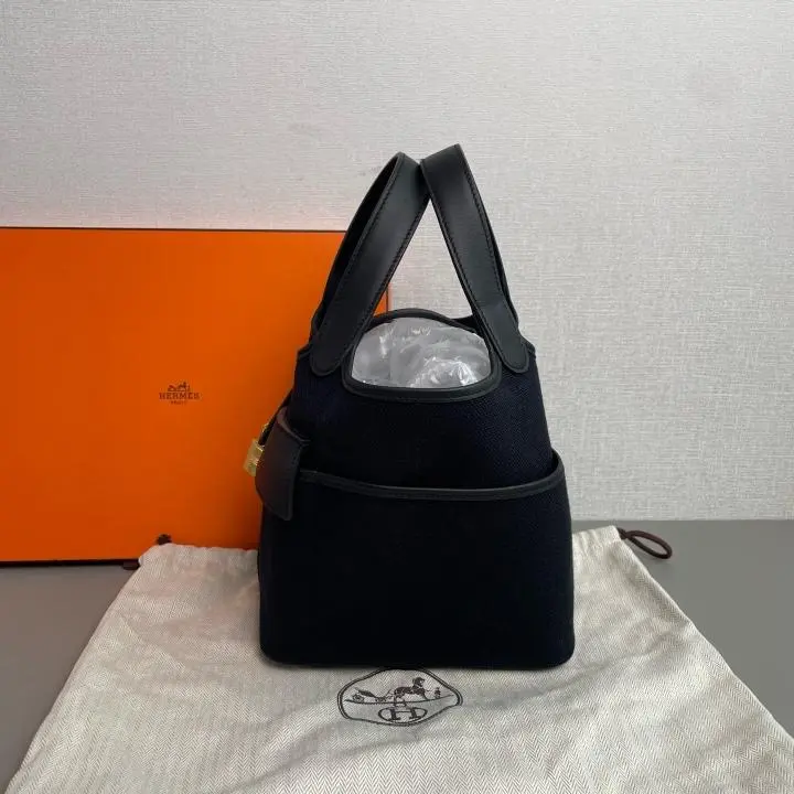 Pre-owned Hermes Picotin Cargo 18 Black Canvas and Swift Leather Gold Hardware SC194