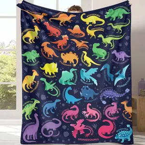 Colorful Dinosaur Pattern Flannel Blanket， Cartoon Jurassic Print Design with Soft Warm Cozy Texture， Lightweight and Durable for Bedroom Home Decor Sofa Lounge Travel Gift Use