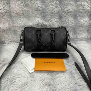 Pre-owned Louis Vuitton leather Shoulder Bags Reverse Monogram Eclipse Keepall Bandouliere 25 Shoulder Bag xiaotang20260308073