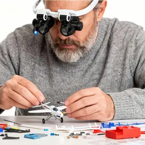 Dual-head high magnification LED magnifier (8x/15x/23x), featuring a dual-head precision design, equipped with USB fast charging function, durable ABS body, suitable for model making, electronic repair, and other precision work. It has an adjustable ear s