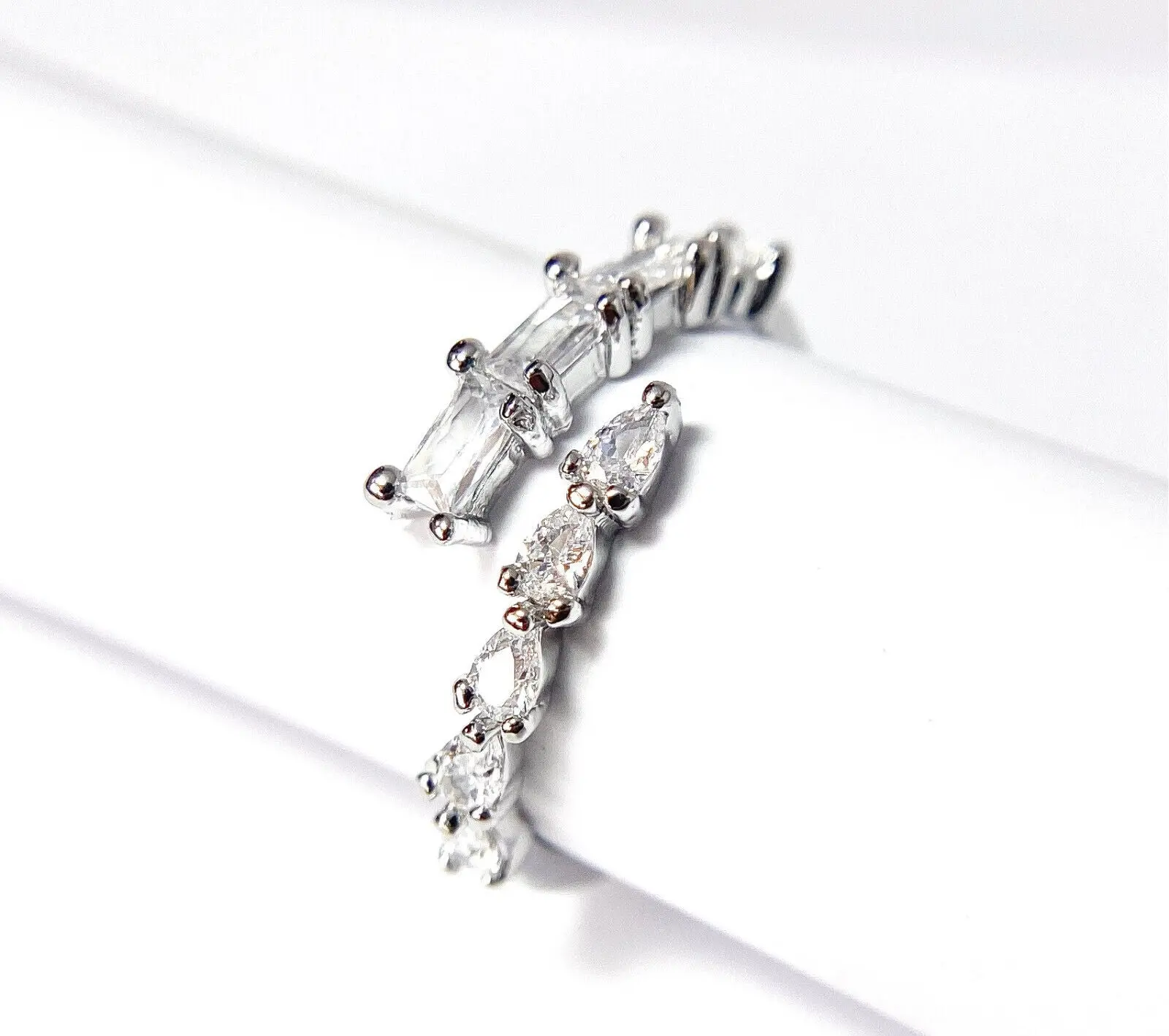 Princess and Pear Cut Crossing CZ Gems Adjustable Mid Ring / Toe Ring