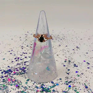 Irradesent ring cone