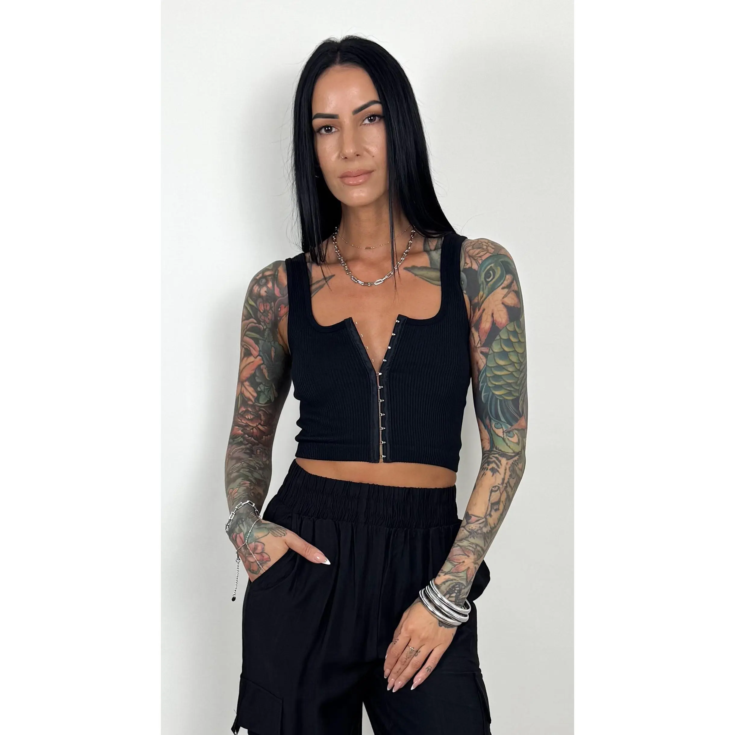 HOOK UP CROP TANK HOOK UP CROP TANK